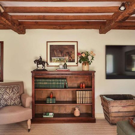 Two Rose Walk Cottage Cotswolds Moreton-in-Marsh Exterior foto