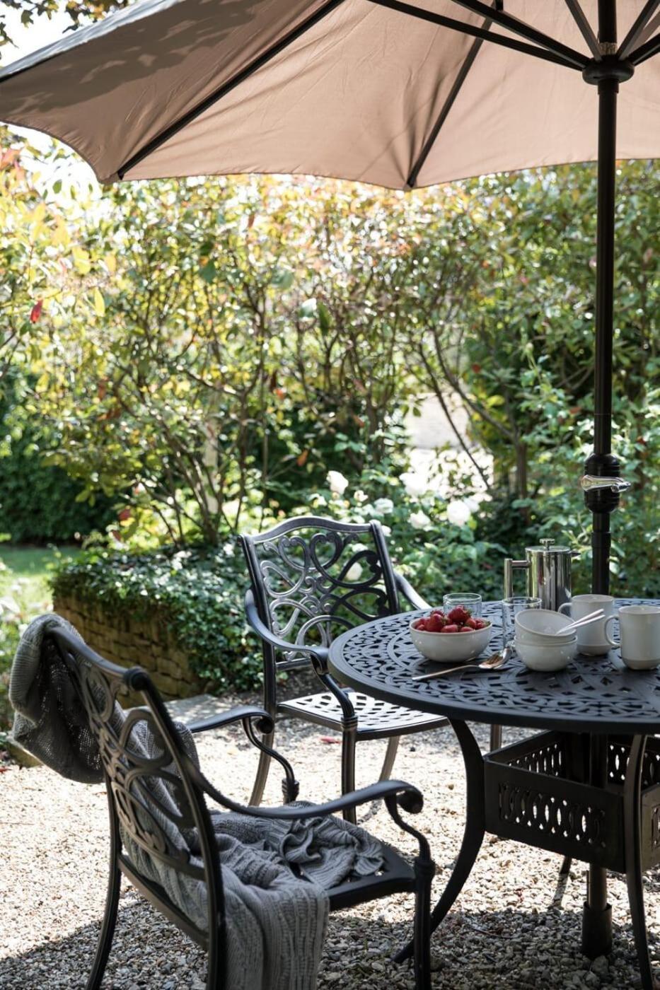Two Rose Walk Cottage Cotswolds Moreton-in-Marsh Exterior foto